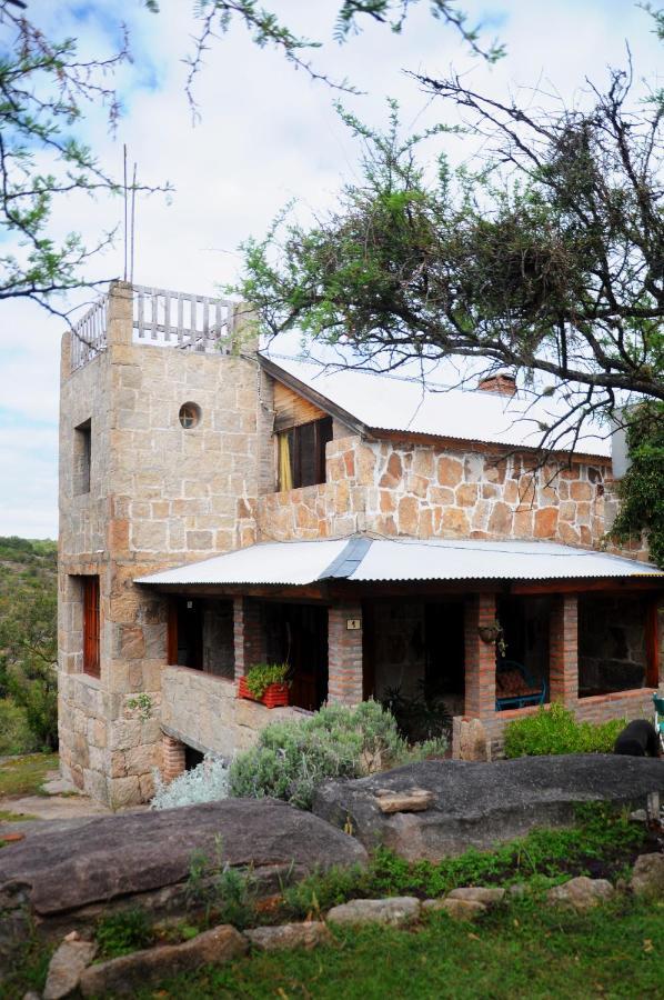 La Toma Complejo De Montana - Cabanas Y Habitaciones En Hosteria Mina Clavero Zewnętrze zdjęcie