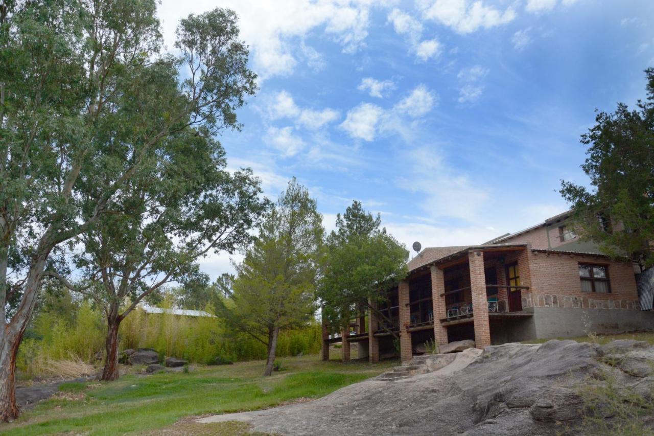 La Toma Complejo De Montana - Cabanas Y Habitaciones En Hosteria Mina Clavero Zewnętrze zdjęcie