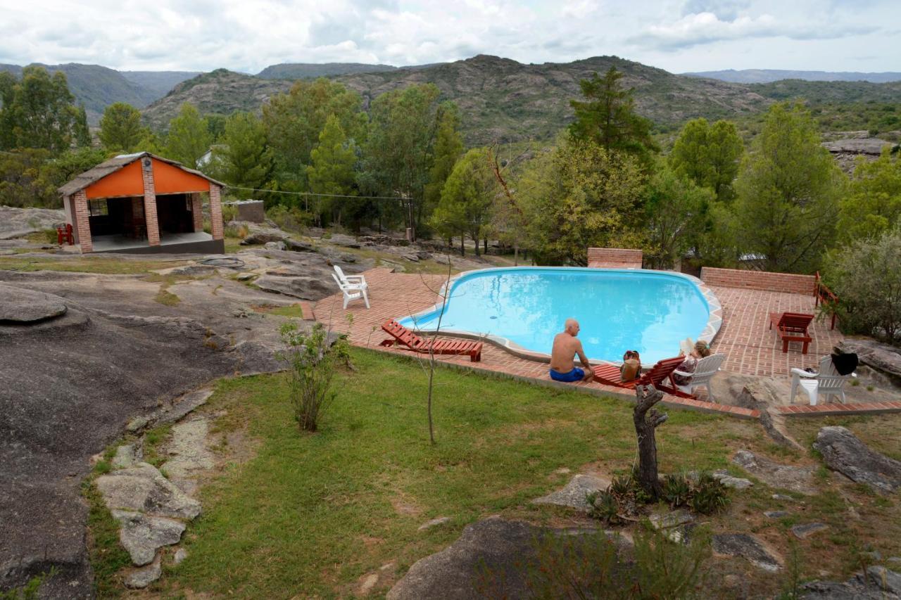 La Toma Complejo De Montana - Cabanas Y Habitaciones En Hosteria Mina Clavero Zewnętrze zdjęcie