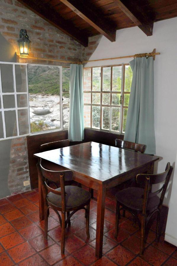 La Toma Complejo De Montana - Cabanas Y Habitaciones En Hosteria Mina Clavero Zewnętrze zdjęcie