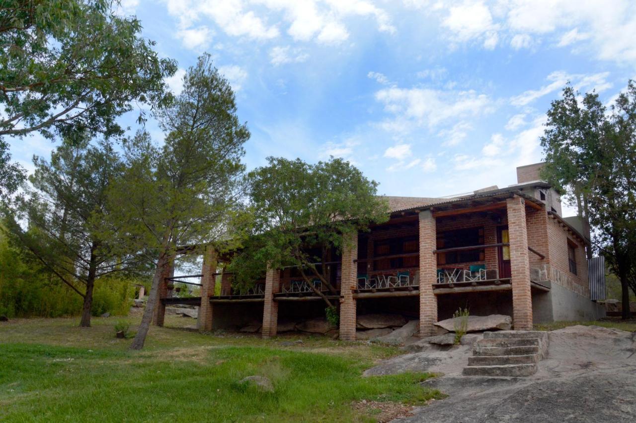 La Toma Complejo De Montana - Cabanas Y Habitaciones En Hosteria Mina Clavero Zewnętrze zdjęcie